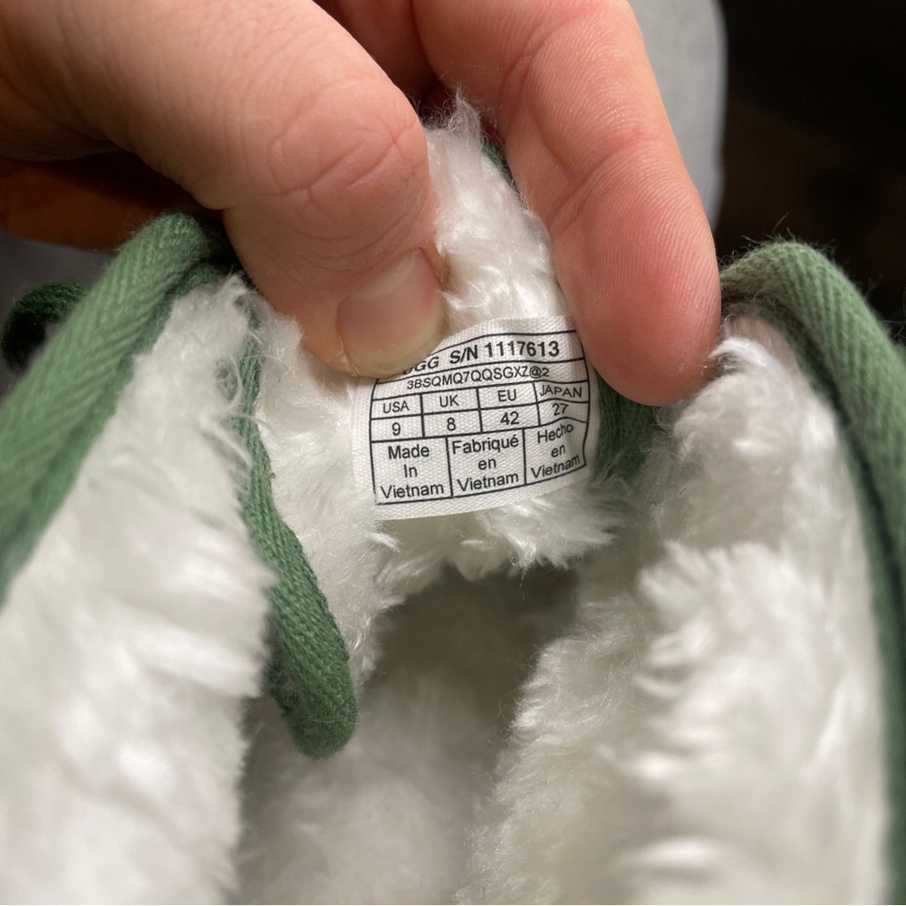 Ugg Neumel Natural Lace-Up Chukka Boots “Leaf Green” 2023 - Picture 5 of 5